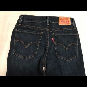 Junior’s Levi’s 710 Super Skinny Jeans